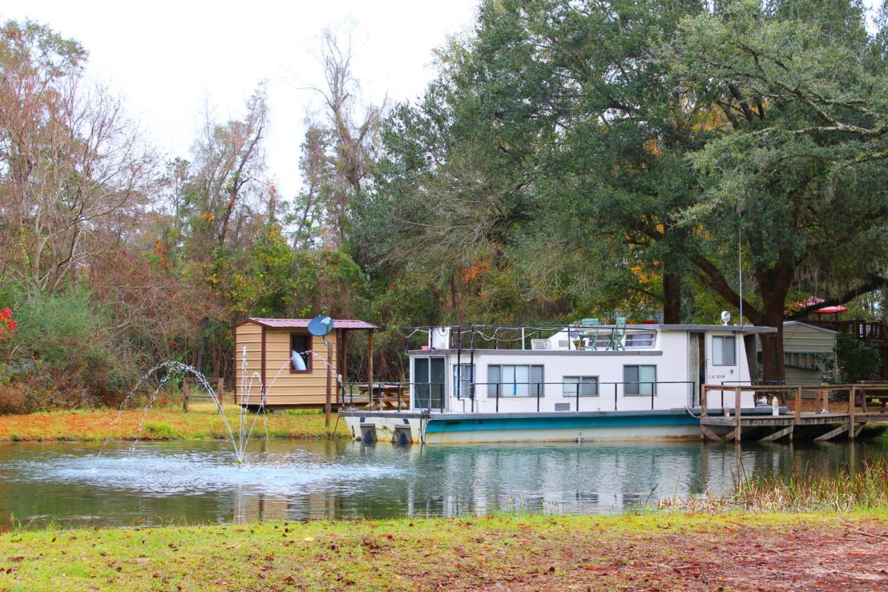 Отель Berry Creek Cabins Isabel Экстерьер фото